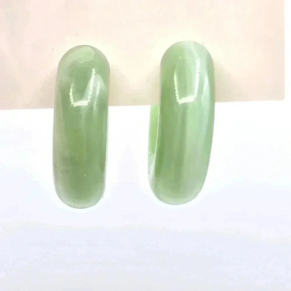 Green Half Circle Hoop Fun Small Boho Earrings Small E15 - Picture 2 of 4